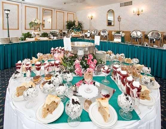 Town & Country Inn & Resort Gorham Restaurante foto